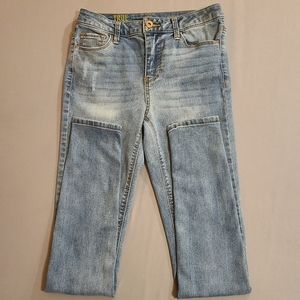 True Craft Mid Rise Skinny Distressed Jeans Size 3
